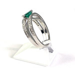Bague d'occasion or 750 blanc emeraude diamant - vue 2