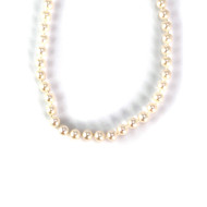Collier d'occasion or 750 jaune perle de culture blanches
