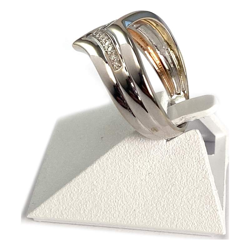 Bague d'occasion or 750 blanc 'V' diamants - vue 2