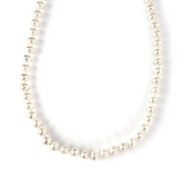 Collier d'occasion or 750 jaune perles de culture blanches 45 cm