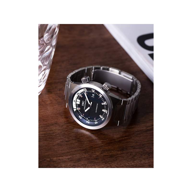 Montre d'occasion IWC Aquatimer homme automatique - vue D4