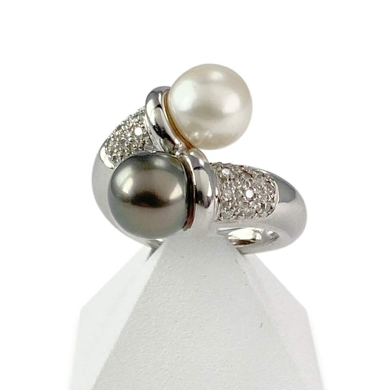Bague d'occasion or 750 blanc perle de culture diamants - vue 1