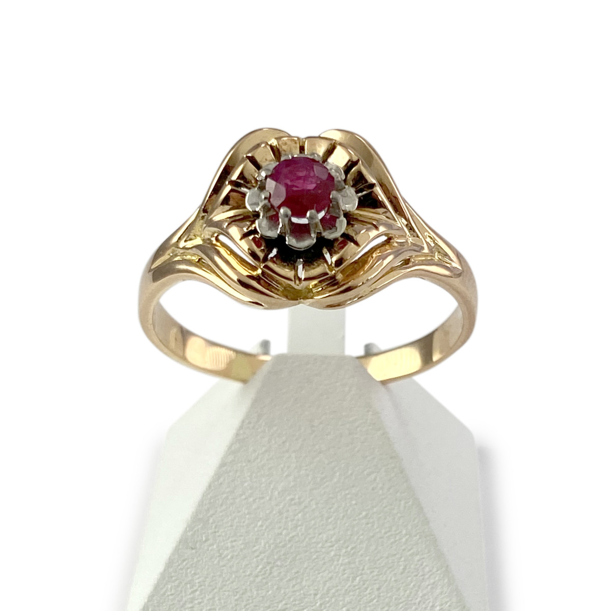 Bague d'occasion 2 ors 750 rubis
