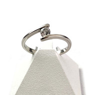 Bague solitaire d'occasion or 750 blanc 0.15 carat