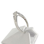 Bague d'occasion or 375 blanc diamantS et rubis - vue 2