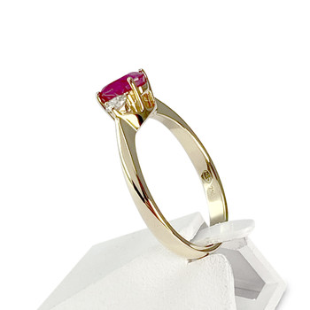 Second-hand gold 750 yellow diamond ruby ring