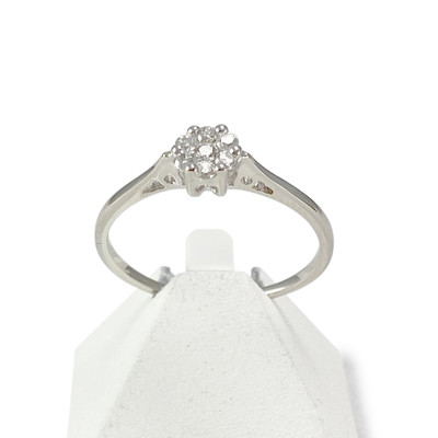 Tweedehands goud 750 witte diamanten ring