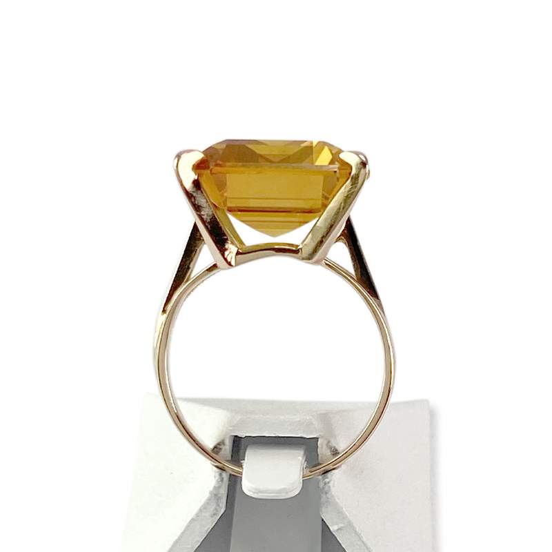 Bague d'occasion or 750 jaune corindon synthétique - vue 3