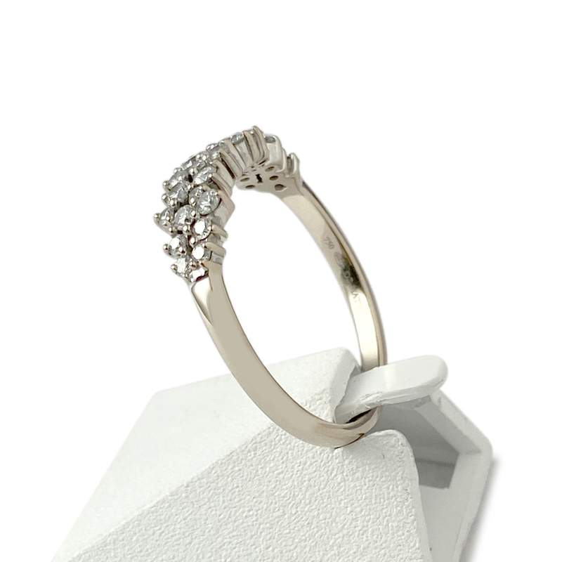Bague d'occasion or 750 blanc diamants synthétiques - vue 2