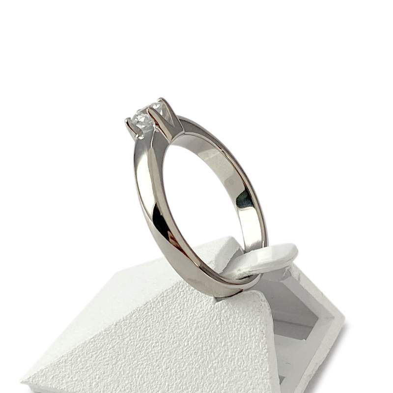 Solitaire d'occasion or 750 blanc diamant - vue 2