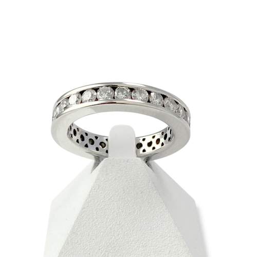 Second-hand gold ring 750 white diamonds
