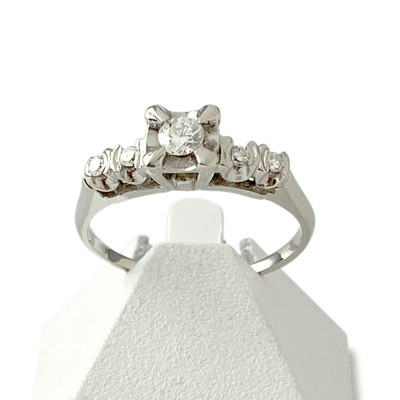 Bague d'occasion or 750 blanc diamants