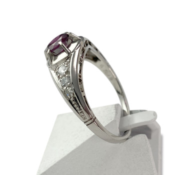 Second-hand platinum 950 diamonds and garnet ring