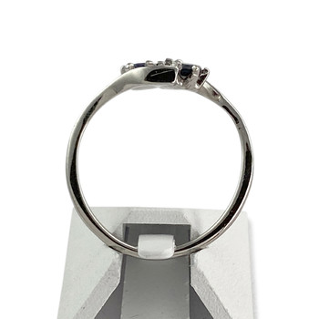 Tweedehands goud 750 witte saffieren ring