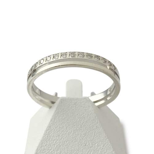 Second-hand gold ring 375 white diamonds