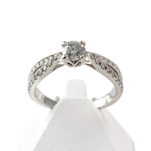 Second-hand GUERIN ring gold 750 white diamonds