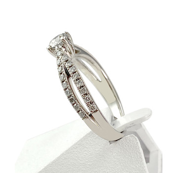 Tweedehands GUERIN ring in 750 witgoud met diamanten