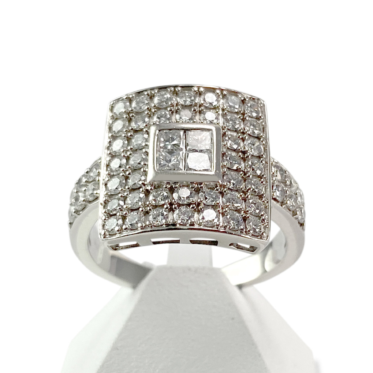 Bague d'occasion or 750 blanc diamants