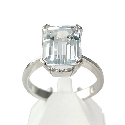 Bague d'occasion or 750 blanc aigue marine
