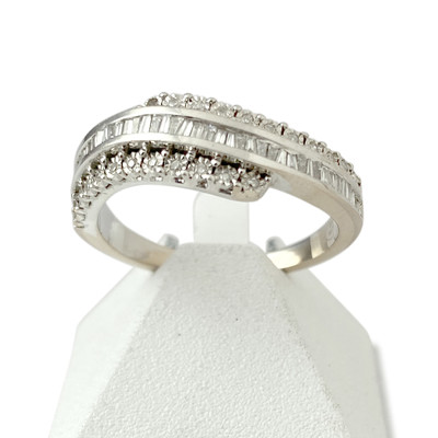 Pre-owned 750 white gold ring with diamonds - view 1