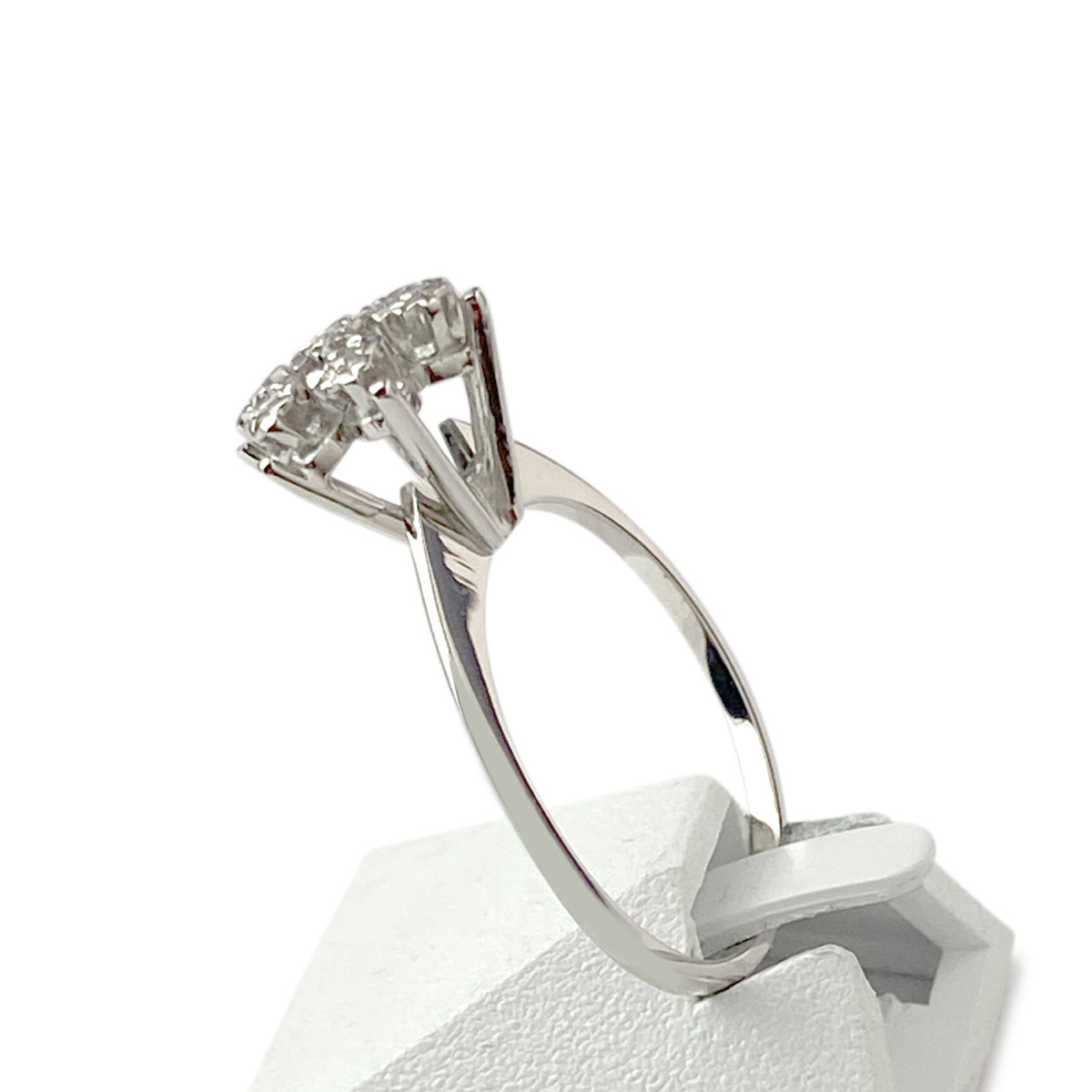 Bague d'occasion or 750 blanc diamants - vue 2