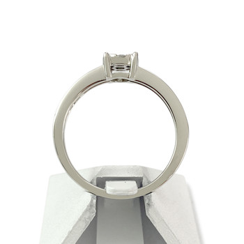 Second-hand gold ring 750 white diamonds