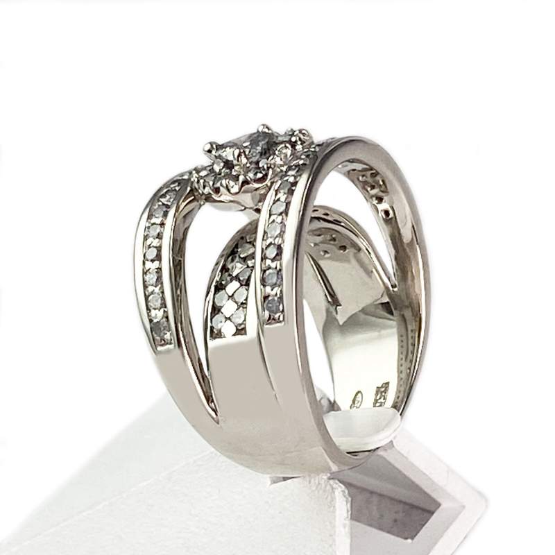 Bague d'occasion or 750 blanc diamants - vue 2