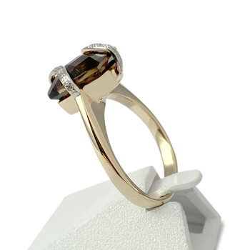 Tweedehands 750 geelgouden en gerhodineerde ring met rookkwarts en diamanten