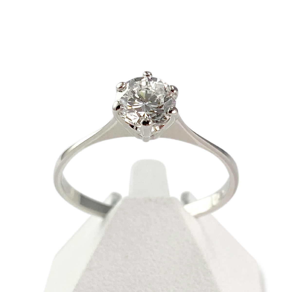 Solitaire d'occasion or 750 blanc diamant 0.65 carat