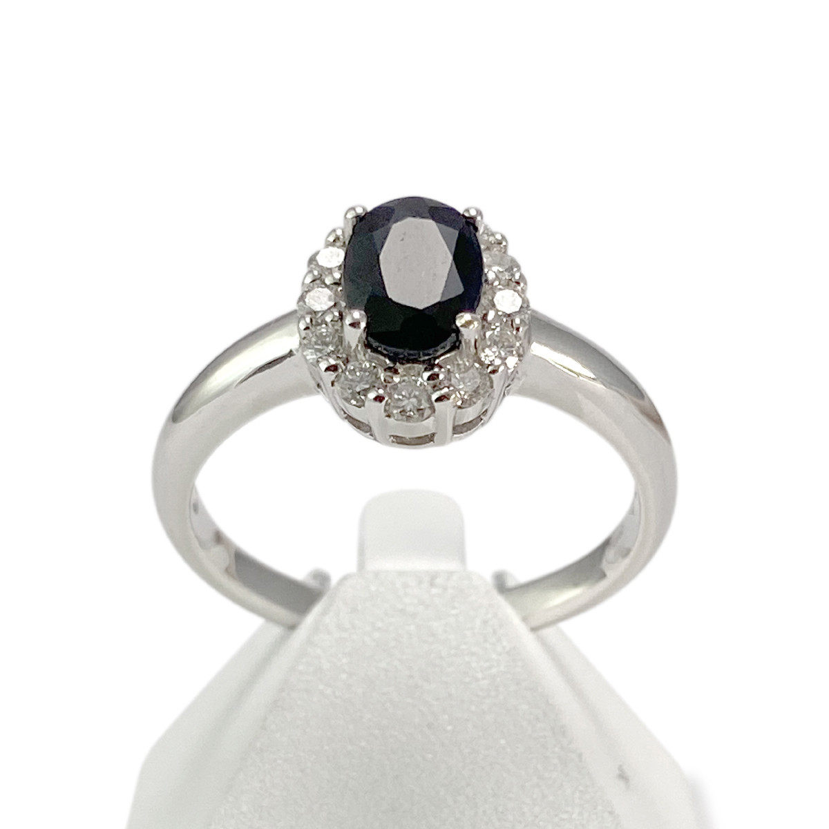 Bague d'occasion or 750 blanc saphir ovale et diamants