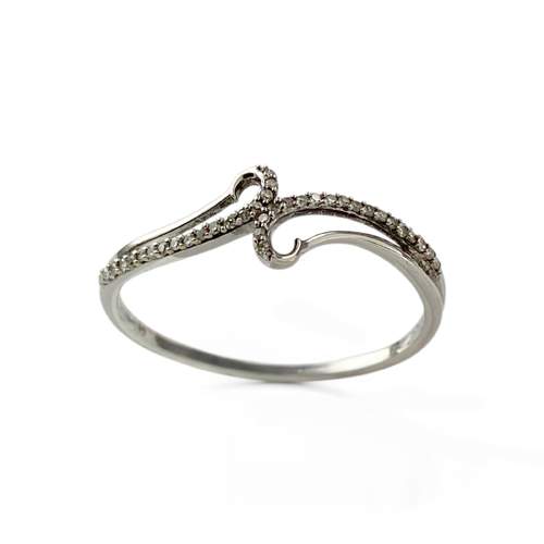 Second-hand gold ring 375 white diamonds
