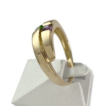 Tweedehands gouden 750 imitatie stenen ring