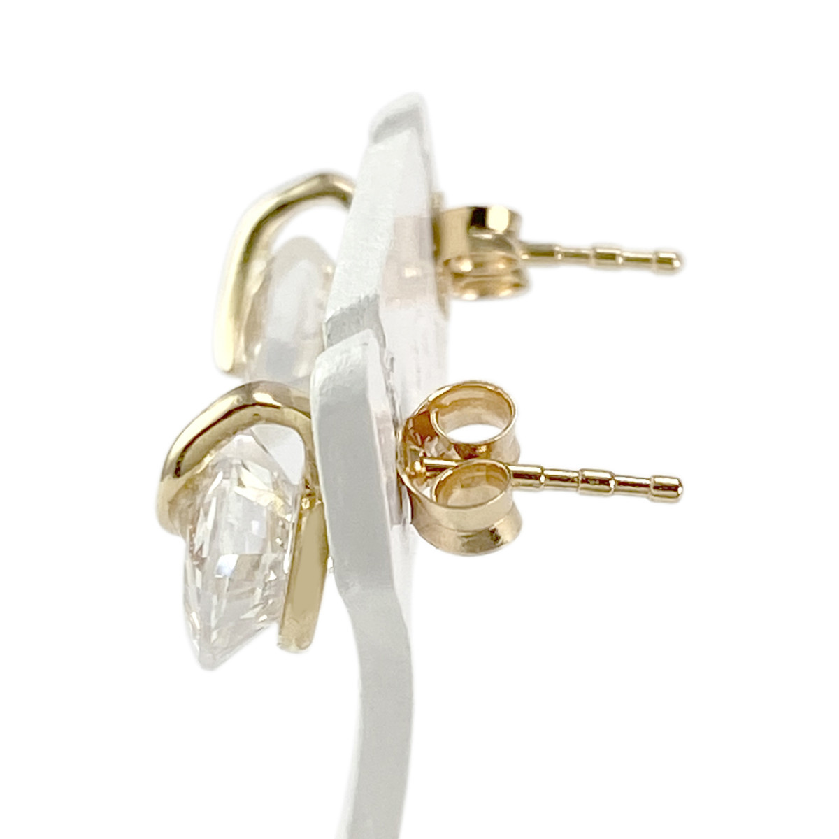 Boucles d'oreilles occasion or 750 oxydes de zirconium - vue 2