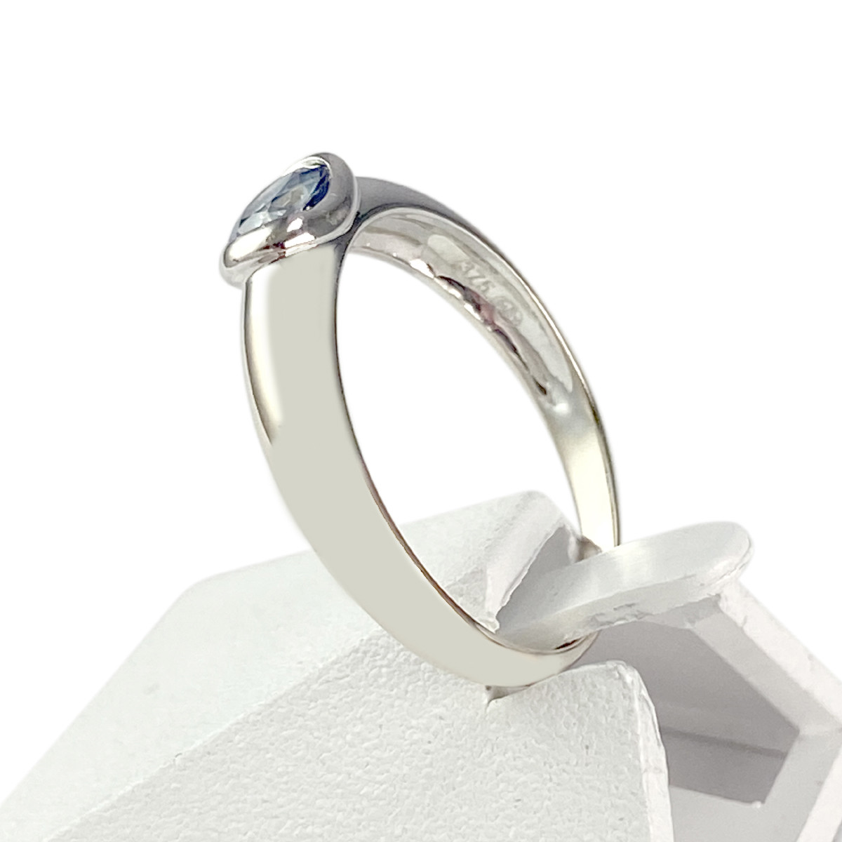 Bague d'occasion or 375 blanc saphir - vue 2