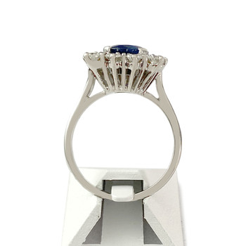 Tweedehands goud 750 witte saffier diamanten ring