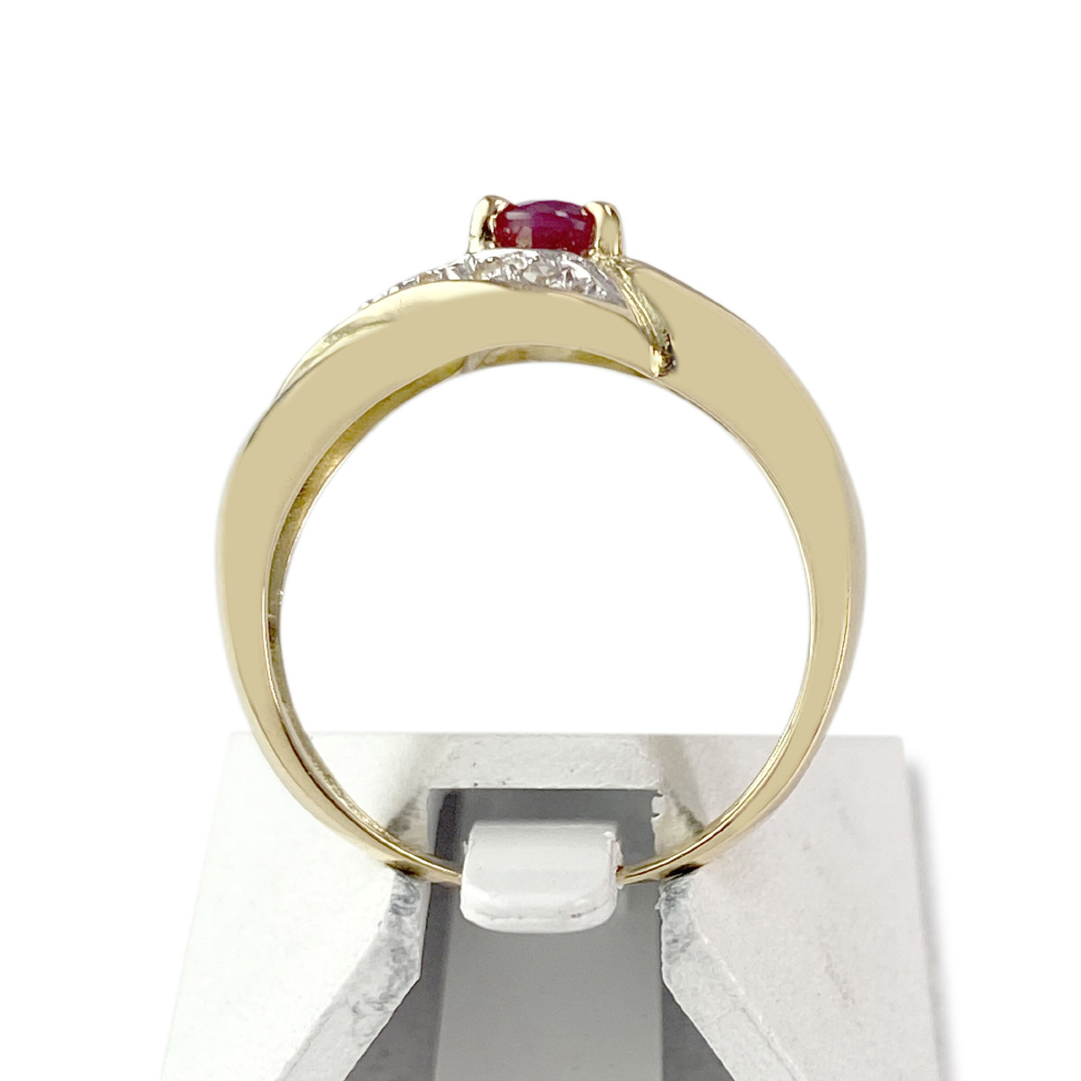 Bague d'occasion or 750 jaune 2tons rubis diamants - vue 3