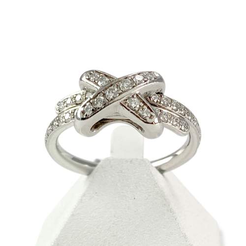 Chaumet second hand gold 750 white diamonds ring