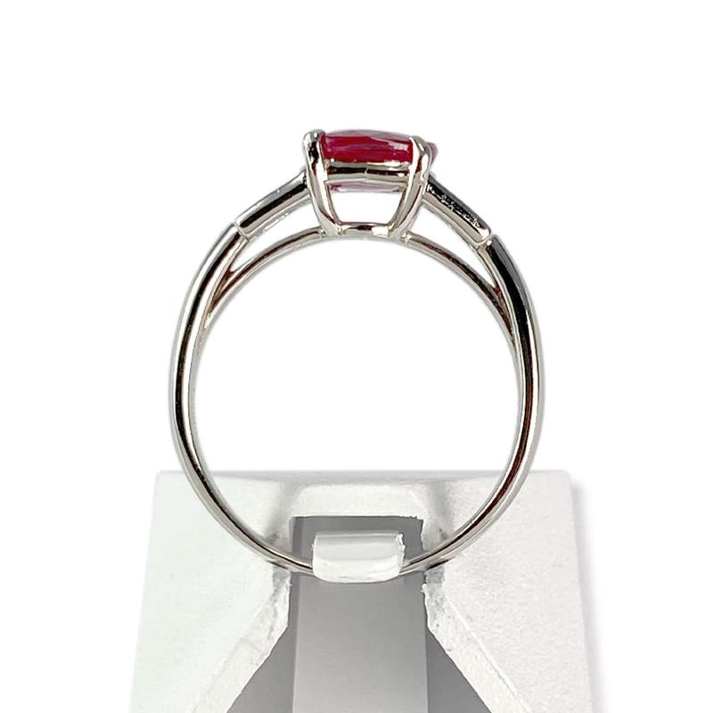 Bague Vintage d'occasion or 750 blanc diamants rubis Mozambique non chauffé - vue 3