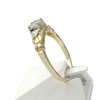 Tweedehands solitaire 2 goud 750 synthetische spinel