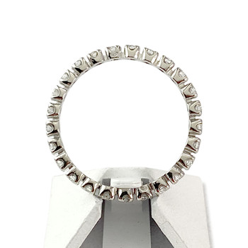 Tweedehands ring vol rond 750 witgouden diamanten