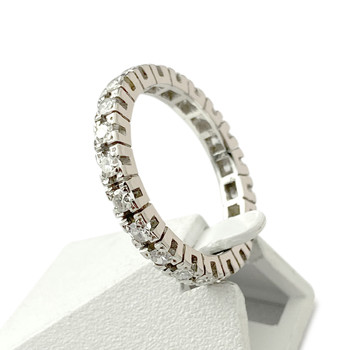 Tweedehands ring vol rond 750 witgouden diamanten