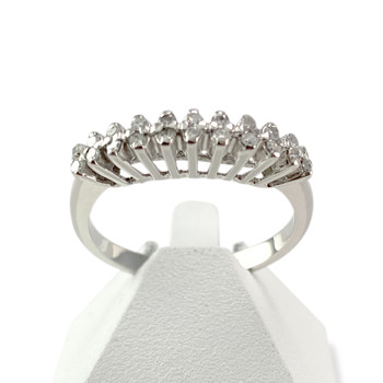 Tweedehands goud 750 witte diamanten ring
