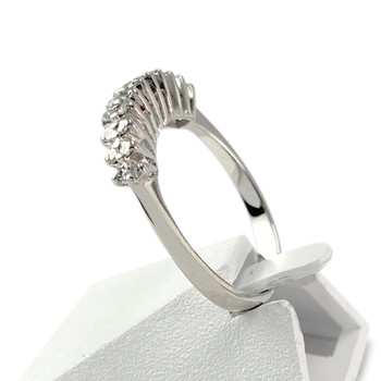Tweedehands goud 750 witte diamanten ring