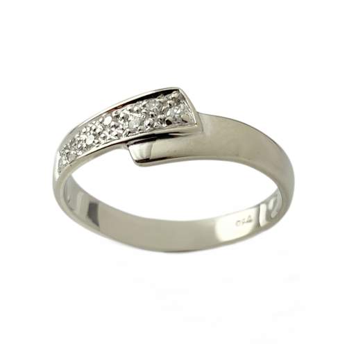Second-hand gold ring 750 white diamonds