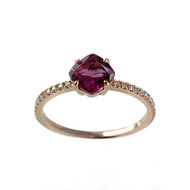 Bague d'occasion or 375 rose grenat rhodolite carrée et diamants