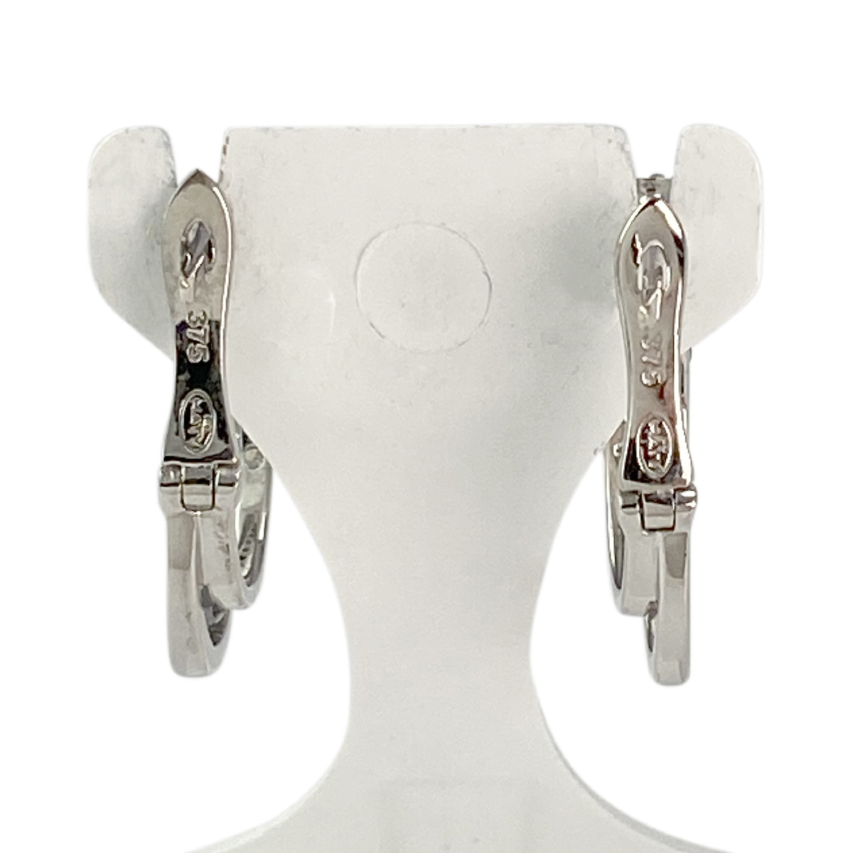 Boucles d'oreilles d'occasion or 375 blanc saphirs et diamants - vue 3