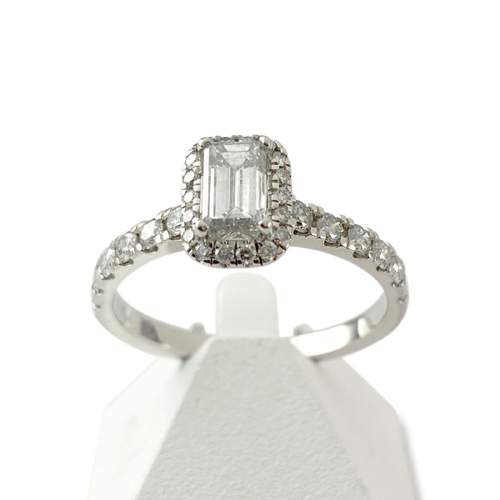 Second-hand gold ring 750 white diamonds