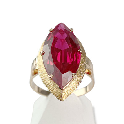 Bague d'occasion or 750 jaune rubis sythétique - vue 1