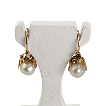 Tweedehands oorbellen in 750 roségoud met gekweekte parels en diamanten