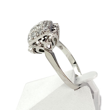 Tweedehands ring goud 750 wit synthetische stenen